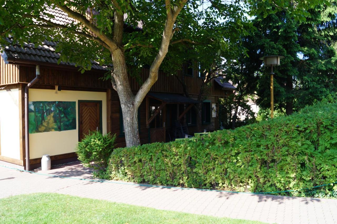 Pension Zum Holzpantoffelmacher Бург Экстерьер фото